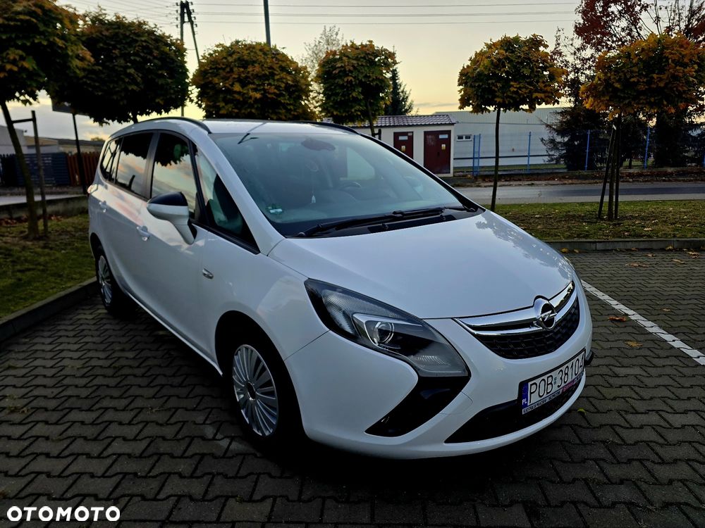 Opel Zafira - 1