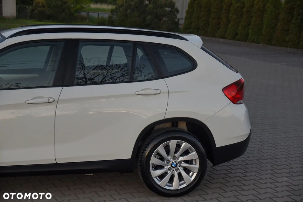 BMW X1 sDrive18i - 24