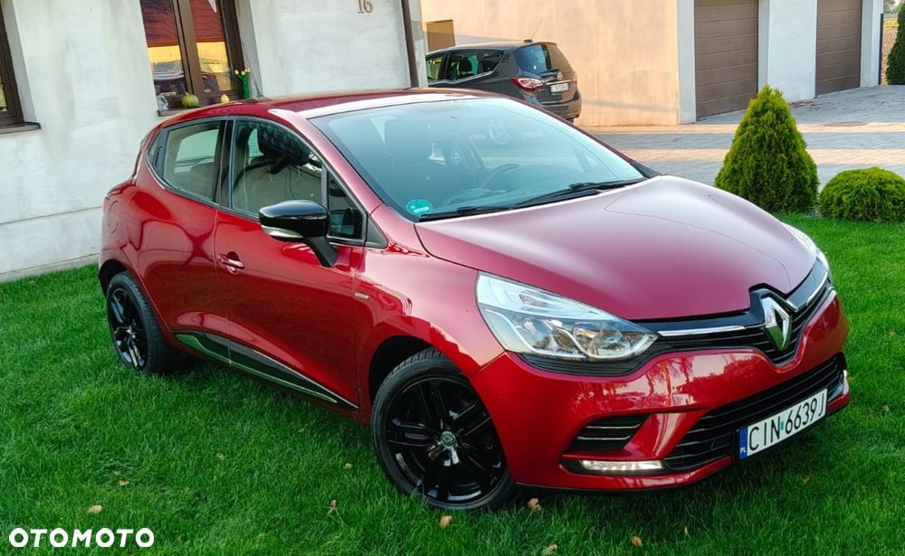 Renault Clio 1.2 16V 75 LIMITED - 8