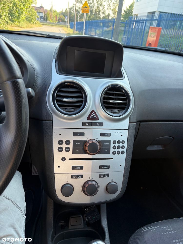 Opel Corsa 1.2 16V Enjoy - 6