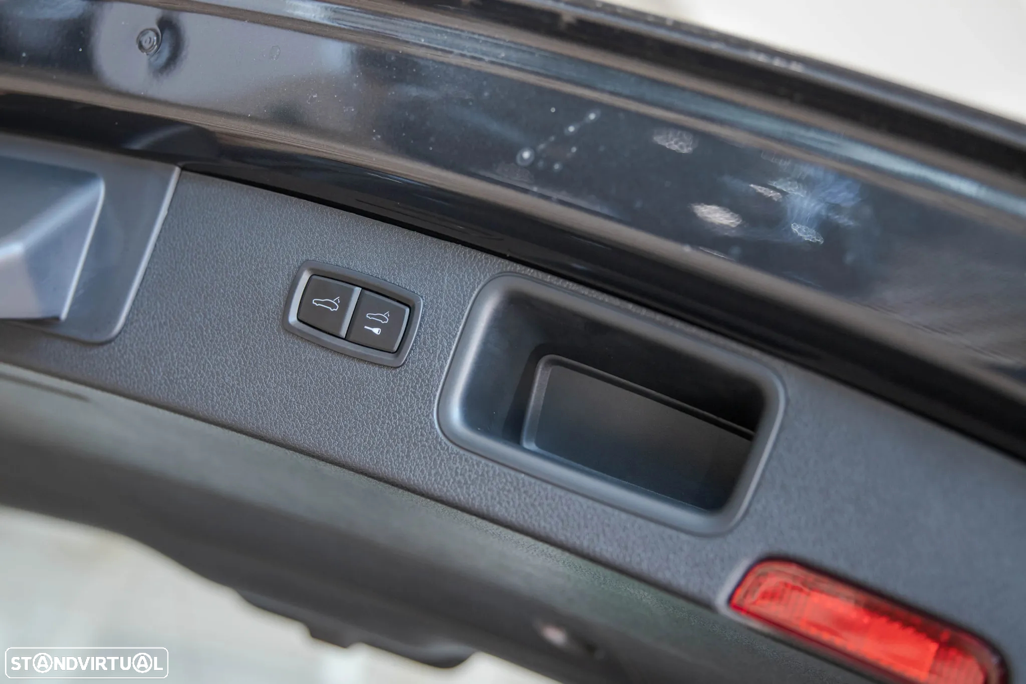 Porsche Macan Standard - 35