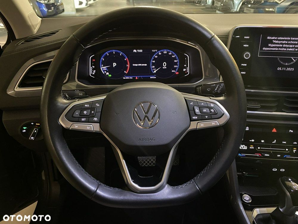 Volkswagen T-Roc - 18