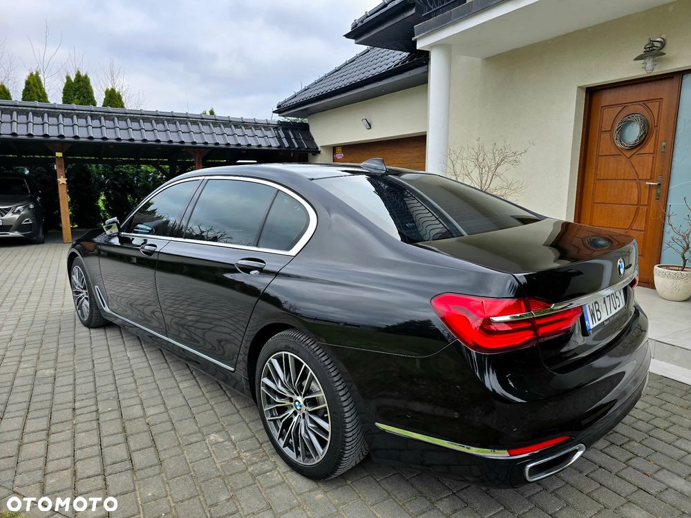 BMW Seria 7 740Li - 7