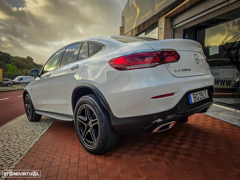Mercedes-Benz GLC 300 de Coupe 4Matic 9G-TRONIC AMG Line - 10