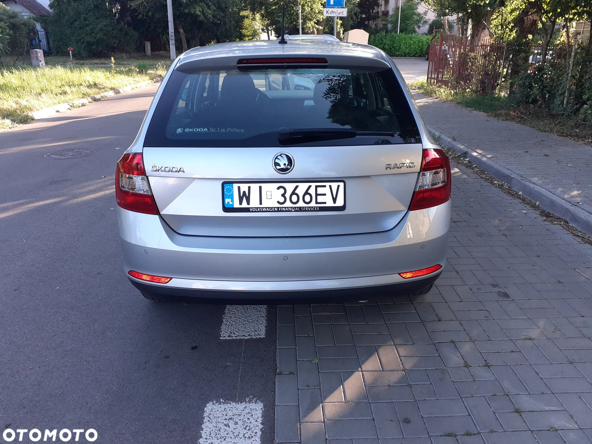 Skoda RAPID Spb 1.4 TDI DPF Ambition DSG - 2