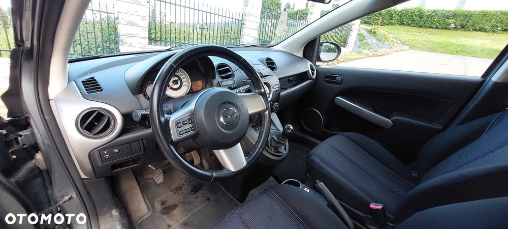 Mazda 2 1.3 Impression - 6