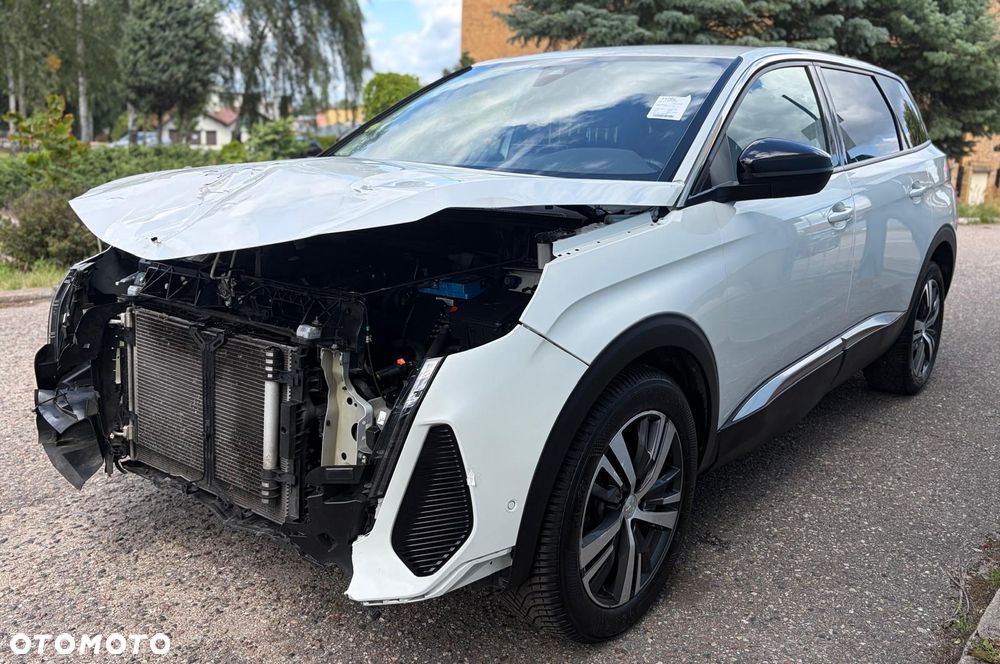 Peugeot 5008 - 3