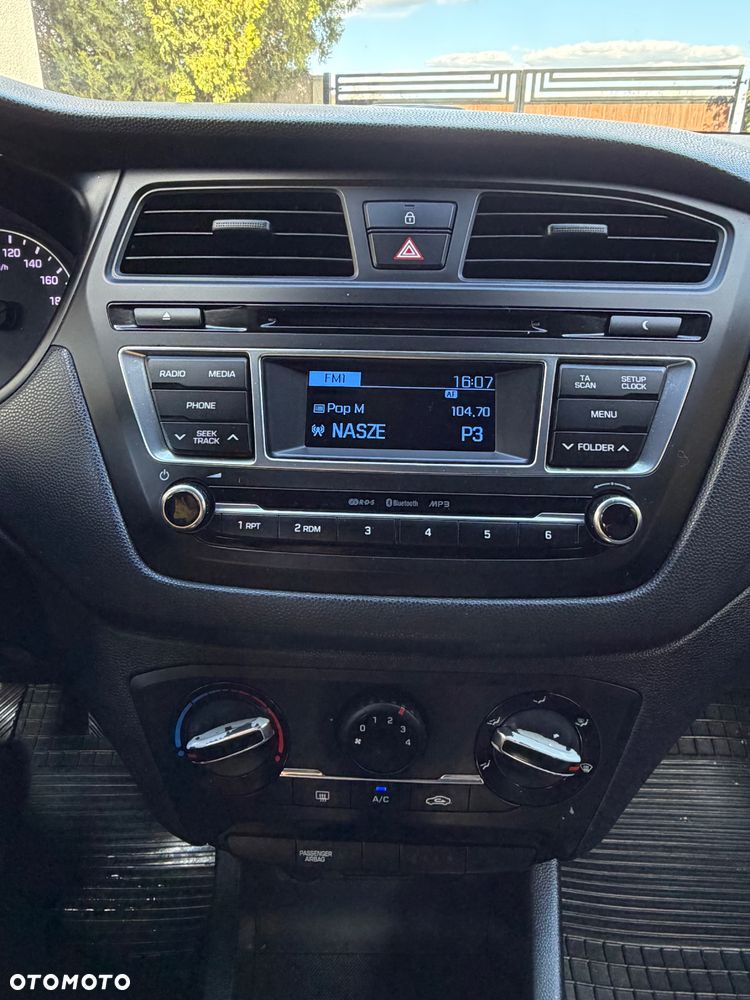 Hyundai i20 blue 1.2 Advantage - 22