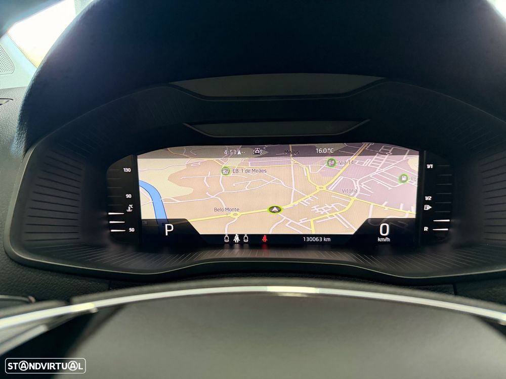 Skoda Karoq 2.0 TDI Ambition DSG - 14