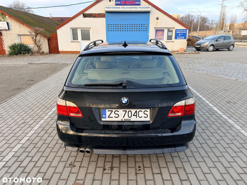 BMW Seria 5 525d - 4