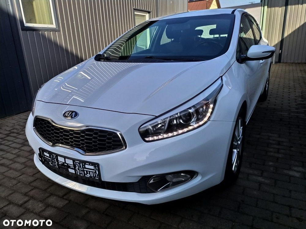 Kia Ceed - 1