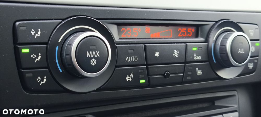 BMW Seria 3 320d - 27