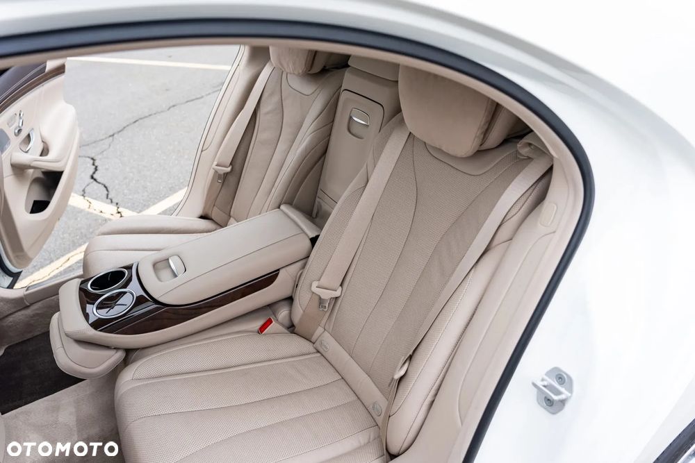 Mercedes-Benz Klasa S 500 4-Matic 7G-TRONIC - 27