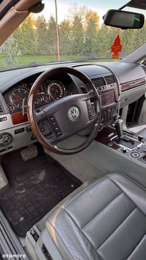 Volkswagen Touareg 3.0 V6 TDI Tiptr - 12