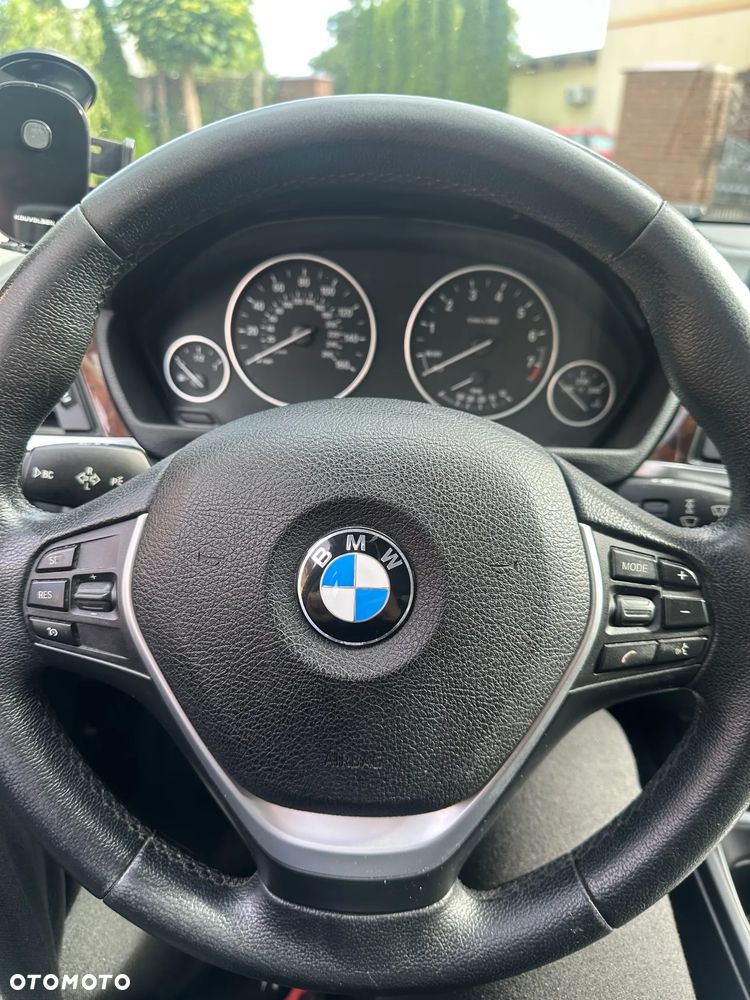 BMW Seria 3 328i xDrive - 19