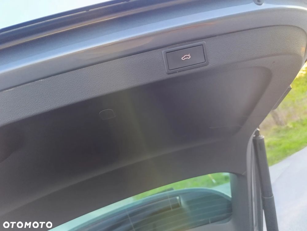 Skoda Octavia 2.0 TDI DSG 4x4 RS - 31