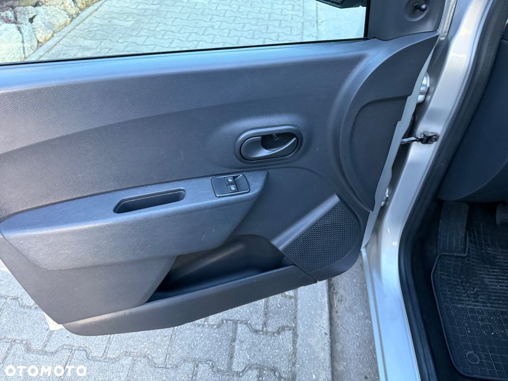 Dacia Lodgy SCe 100 Ambiance - 21