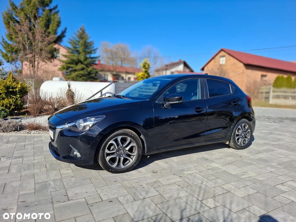 Mazda 2 - 3