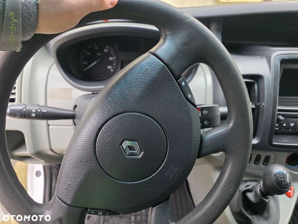 Renault TRAFIC - 15