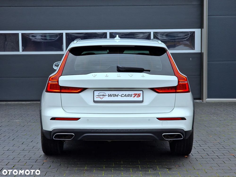 Volvo V60 Cross Country D4 AWD Geartronic - 9