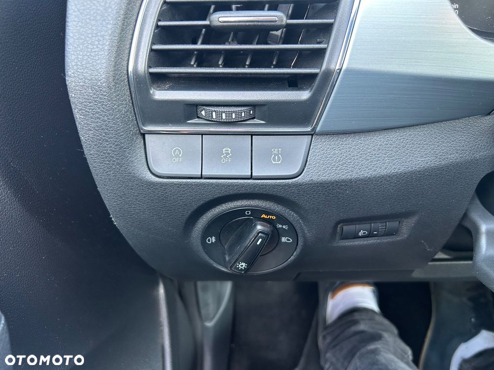 Skoda Fabia 1.0 MPI Ambition - 24