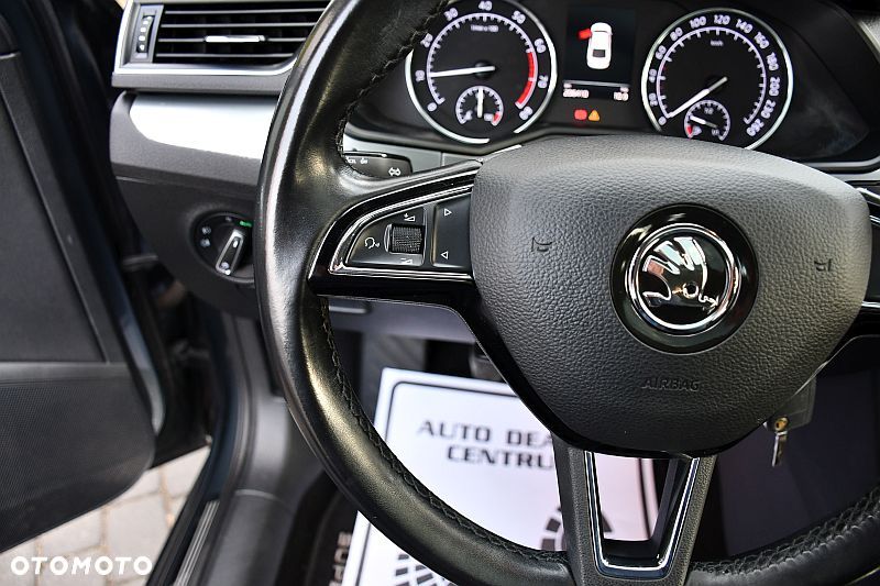 Skoda Superb 1.5 TSI ACT Style - 16