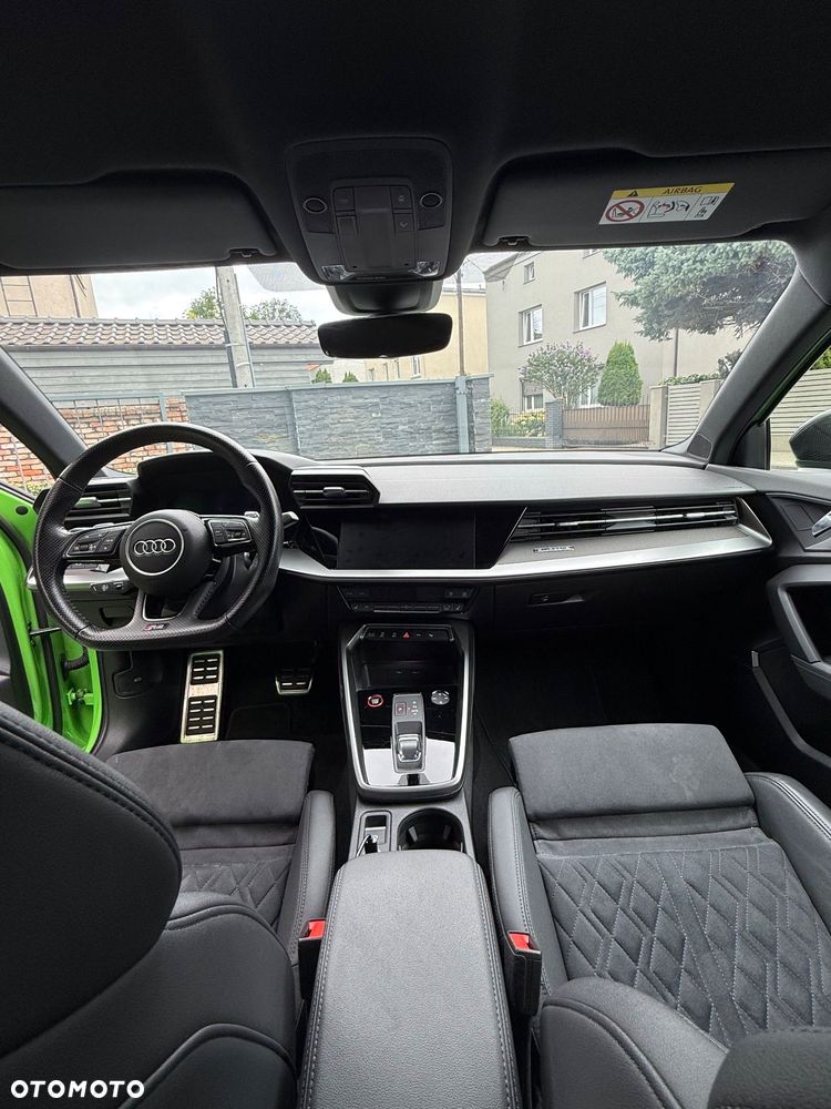 Audi RS3 Limousine - 14