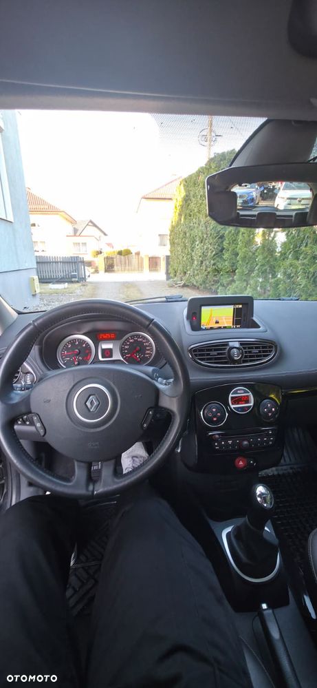 Renault Clio - 7