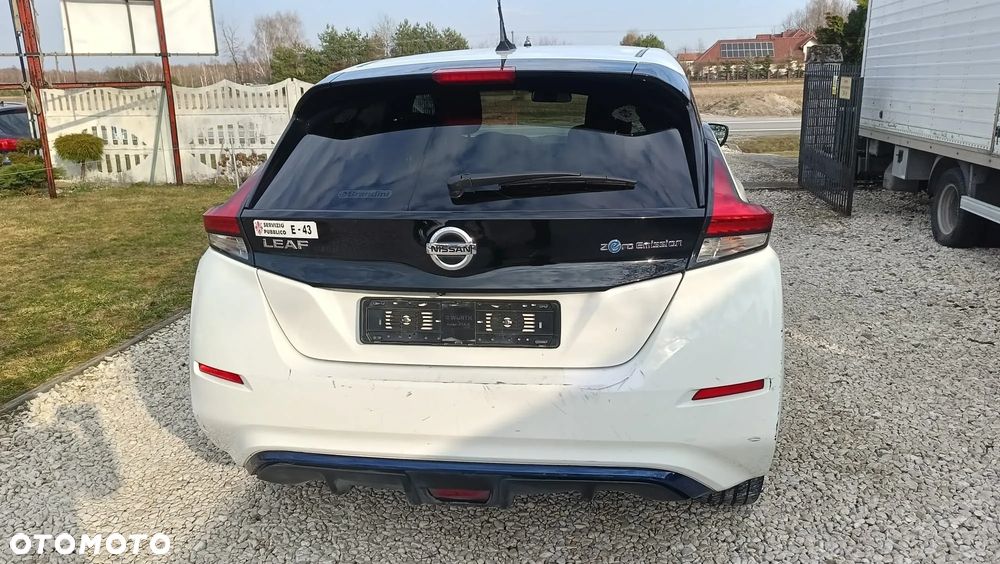 Nissan Leaf - 10