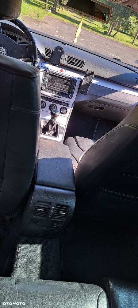 Volkswagen Passat 2.0 TDI Highline - 7
