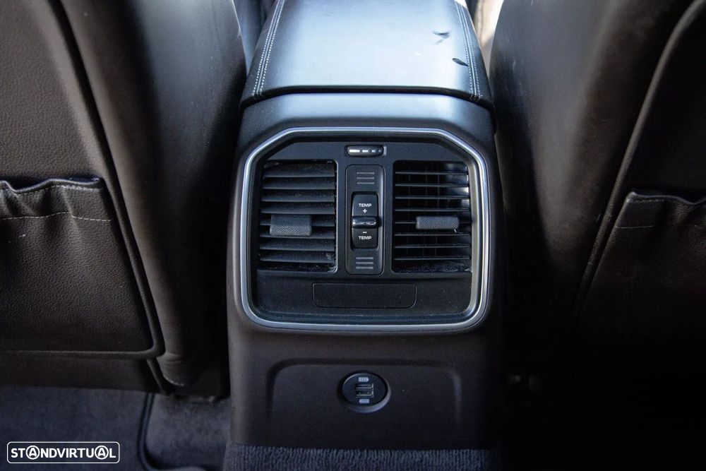 Porsche Macan - 41
