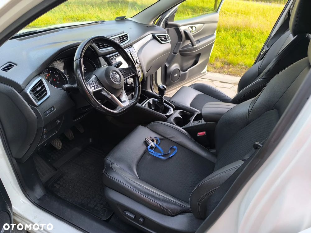 Nissan Qashqai 1.6 DCi 4x4 Tekna+ - 11