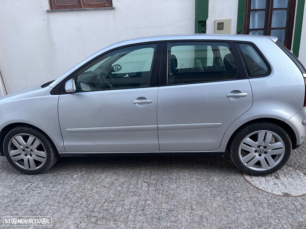 VW Polo 1.2 Confortline - 2
