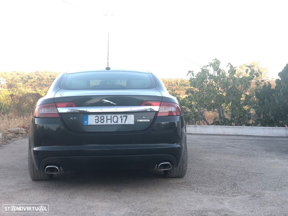 Jaguar XF 3.0 D V6 S Premium Luxury - 25