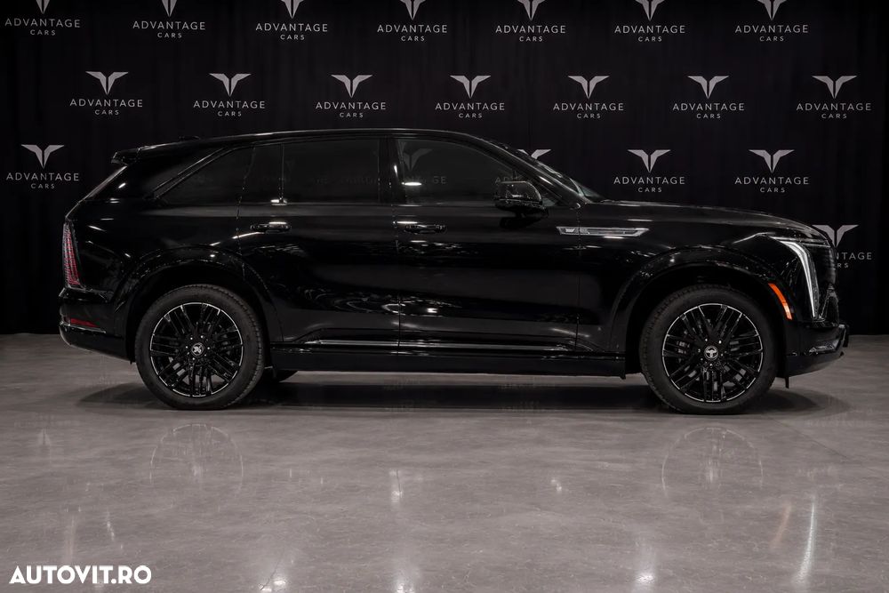 Cadillac Escalade - 5
