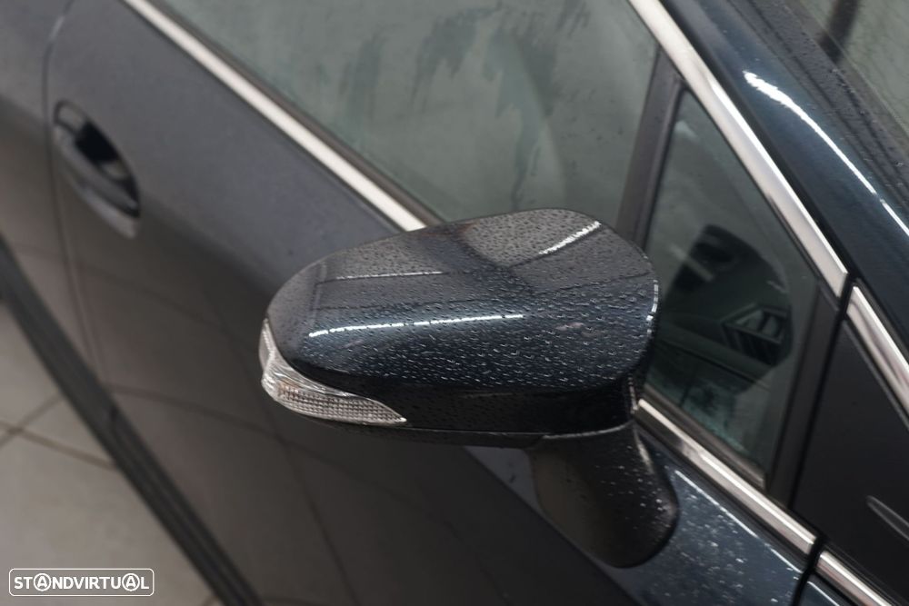 Toyota Avensis Touring Sports 2.0 D-4D Exclusive - 11