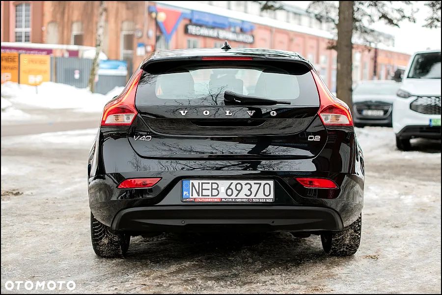 Volvo V40 D2 Summum - 8