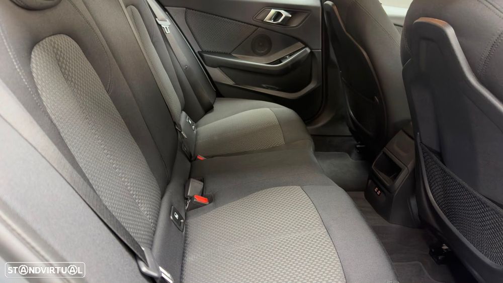 BMW 116 d Line Luxury Auto - 36