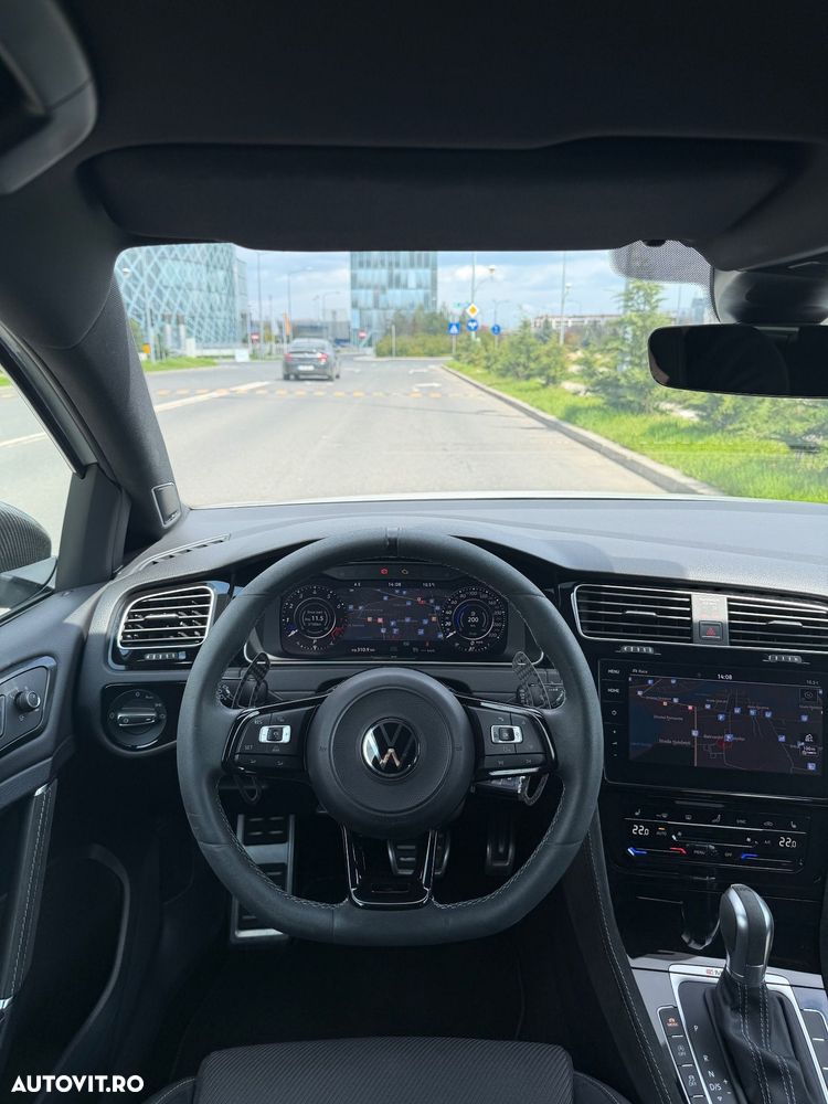 Volkswagen Golf 2.0 TSI DSG R - 15
