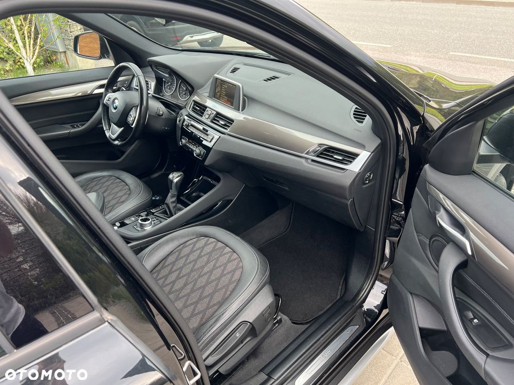 BMW X1 xDrive18d Sport Line - 33