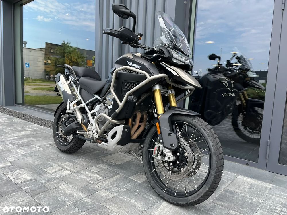 Triumph Tiger - 2