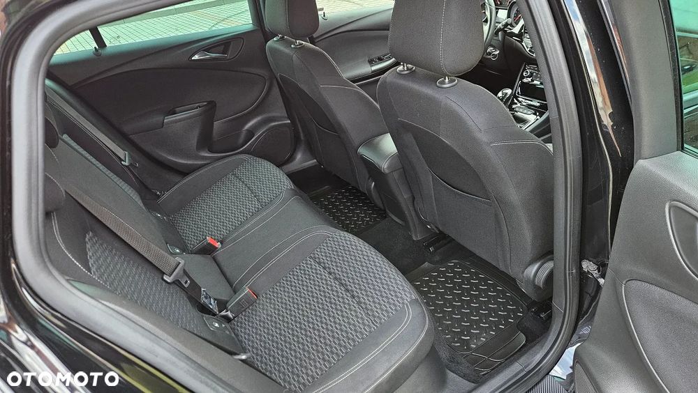 Opel Astra 1.4 Turbo Innovation - 12