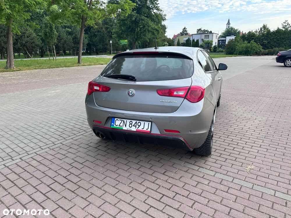 Alfa Romeo Giulietta 1.6 JTDM - 9
