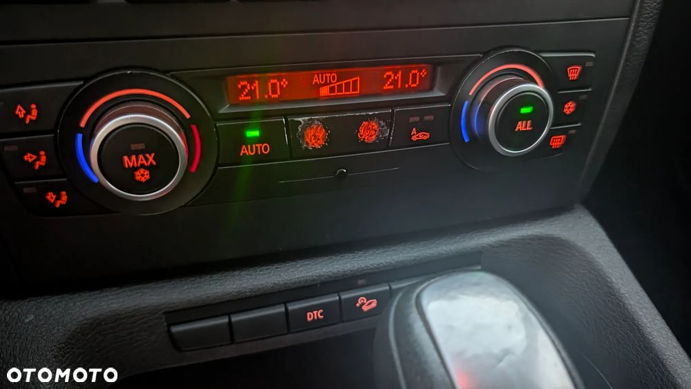 BMW X1 xDrive20d - 11