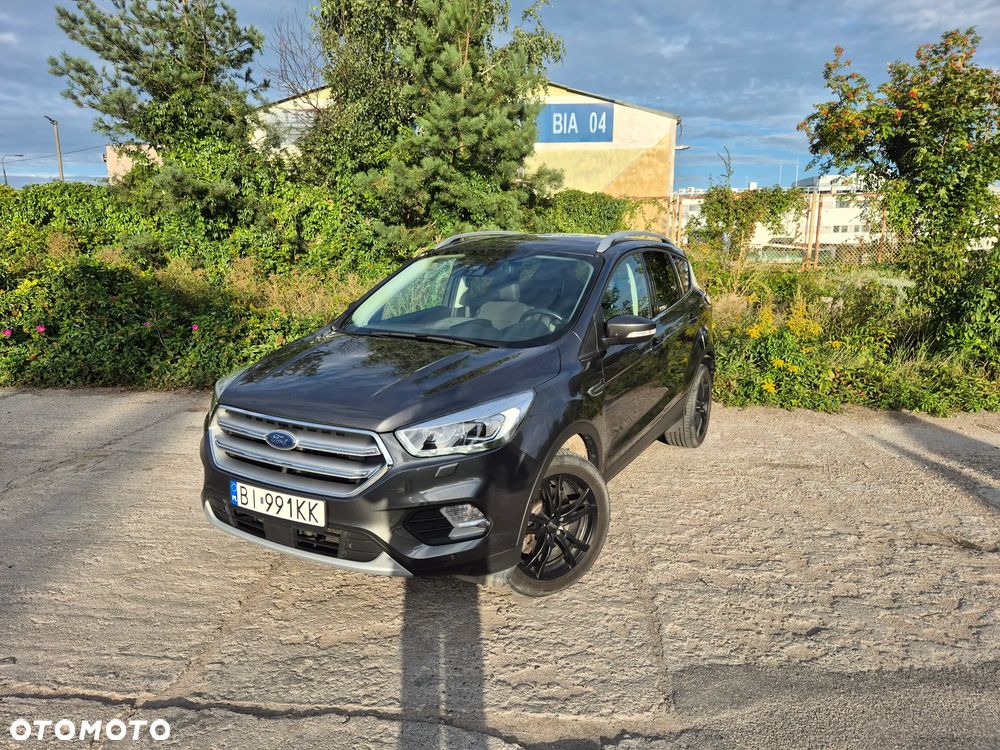 Ford Kuga - 1