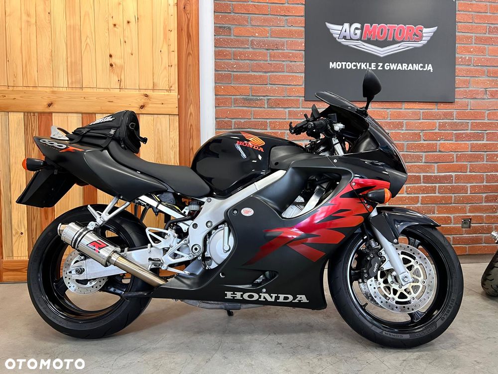 Honda CBR - 1