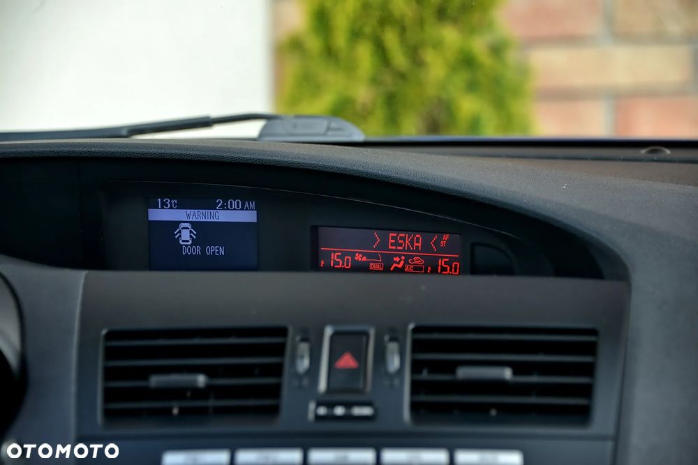 Mazda 3 1.6 Exclusive + - 37