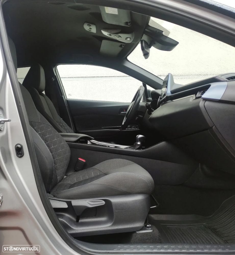 Toyota C-HR 1.8 Hybrid Square Collection - 22