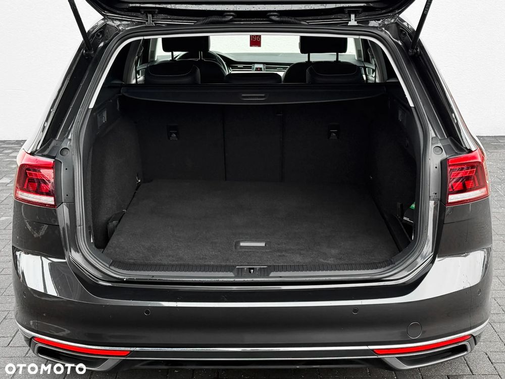 Volkswagen Passat 2.0 TSI Elegance DSG - 13