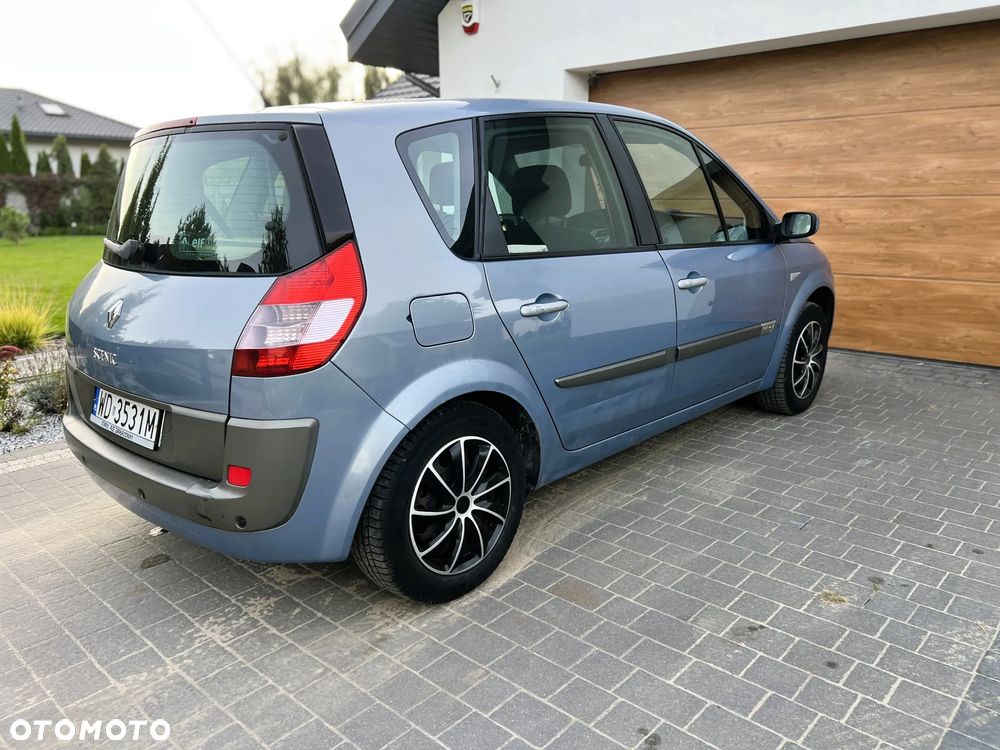 Renault Scenic - 4